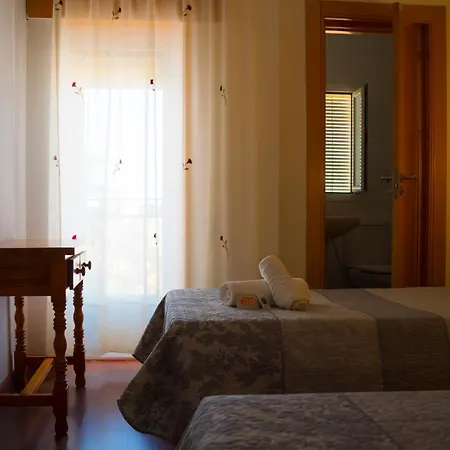 Cache Guest house Baza